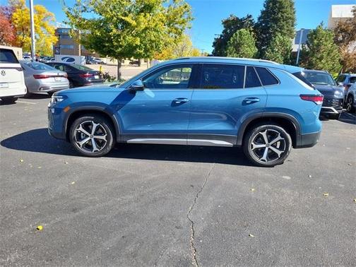 2025 Volkswagen Tiguan 2.0T SE