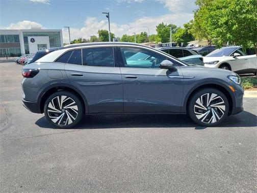 2025 Volkswagen ID.4 Pro S Plus