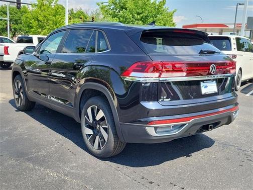 2025 Volkswagen Atlas Cross Sport 2.0T SE w/Technology