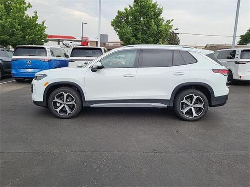 2025 Volkswagen Tiguan 2.0T SE