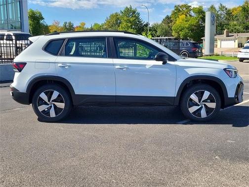 2025 Volkswagen Taos 1.5T S