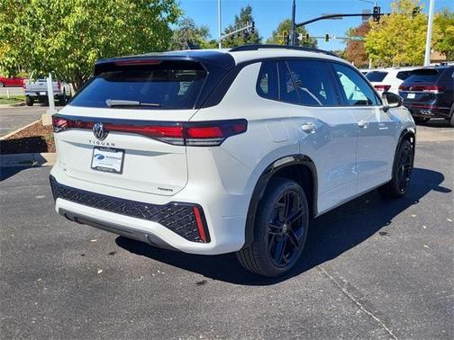 2025 Volkswagen Tiguan 2.0T SE R-Line Black