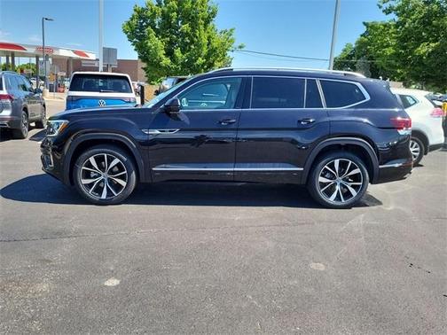 2025 Volkswagen Atlas 2.0T SEL Premium R-Line