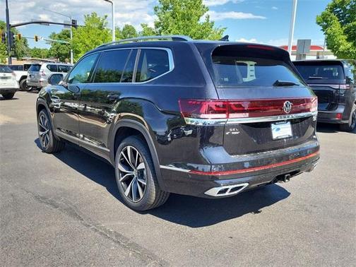 2025 Volkswagen Atlas 2.0T SEL Premium R-Line