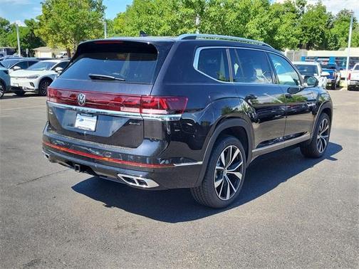 2025 Volkswagen Atlas 2.0T SEL Premium R-Line