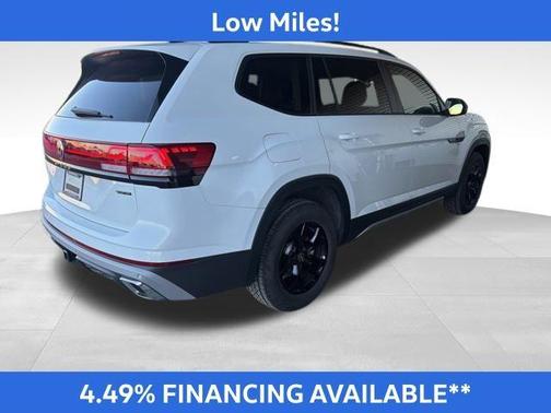 2025 Volkswagen Atlas 2.0T Peak Edition