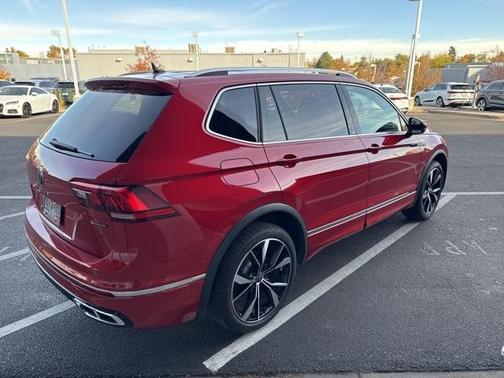 2024 Volkswagen Tiguan 2.0T SEL R-Line