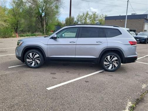 2025 Volkswagen Atlas 2.0T SE
