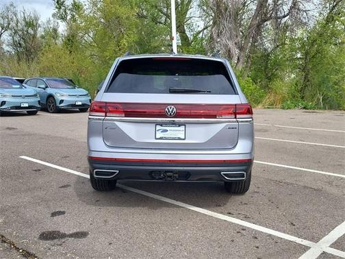 2025 Volkswagen Atlas 2.0T SE