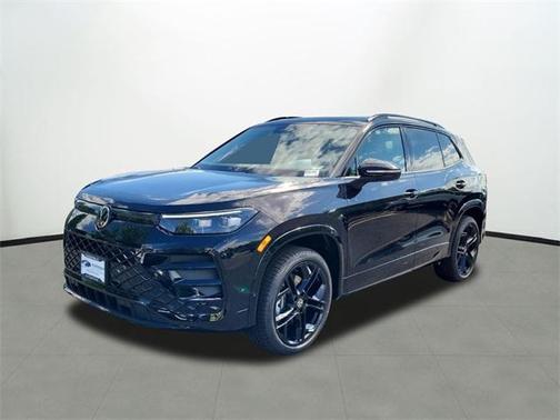 2025 Volkswagen Tiguan 2.0T SE R-Line Black