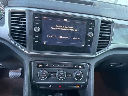 2018 Volkswagen Atlas 3.6L SE w/Technology