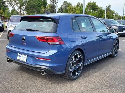 2025 Volkswagen Golf GTI 2.0T Autobahn