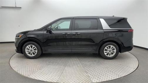 2023 Kia Carnival LX