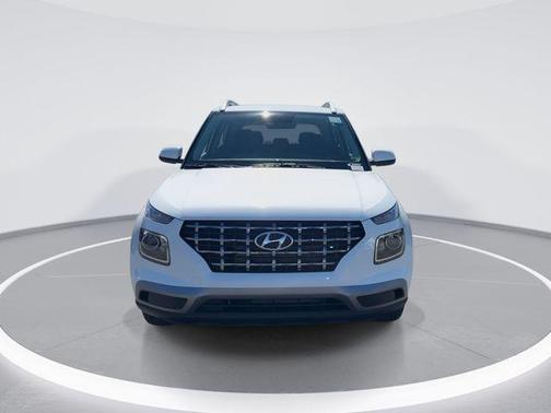 Lunar White 2026 Hyundai VENUE SEL