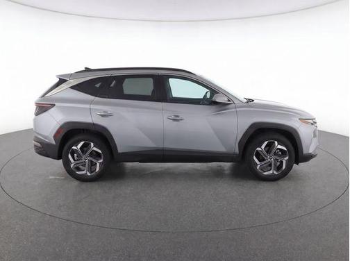 Shimmering Silver 2024 Hyundai TUCSON Limited