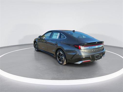 2026 Hyundai SONATA SEL