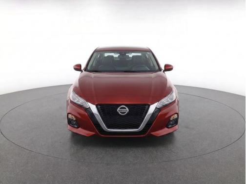 Scarlet Ember Tintcoat 2020 Nissan Altima Platinum FWD