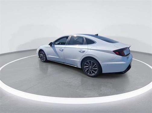 2022 Hyundai SONATA Limited
