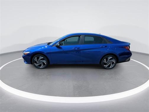 2025 Hyundai ELANTRA HEV SEL Sport