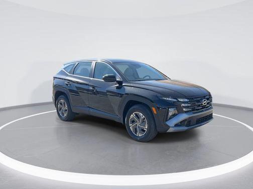 Ash Black 2026 Hyundai TUCSON Hybrid Blue SE