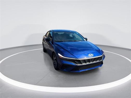 2025 Hyundai ELANTRA Sport