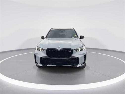 2025 BMW X5 M60i