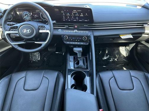 2024 Hyundai ELANTRA HEV Limited