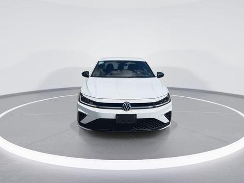Pure White 2025 Volkswagen Jetta 1.5T Sport