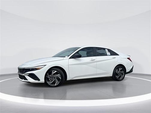 2025 Hyundai ELANTRA HEV SEL Sport