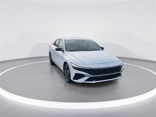 2025 Hyundai ELANTRA HEV SEL Sport