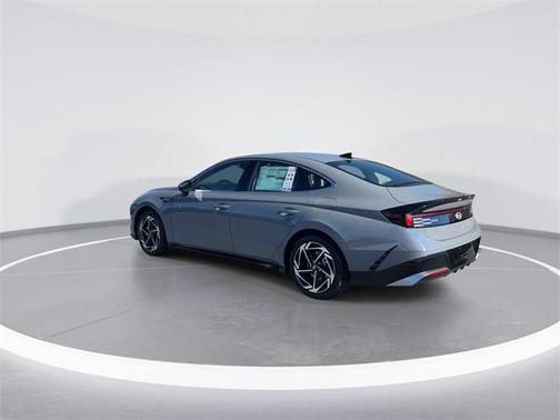 2026 Hyundai SONATA SEL