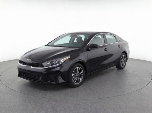 Aurora Black 2023 Kia Forte LXS
