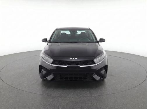 Aurora Black 2023 Kia Forte LXS