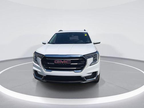 Summit White 2022 GMC Terrain SLE