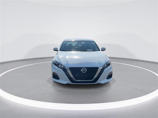 2022 Nissan Altima S FWD