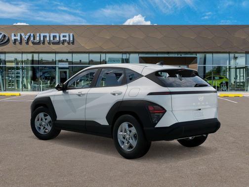 Atlas White 2026 Hyundai KONA SE