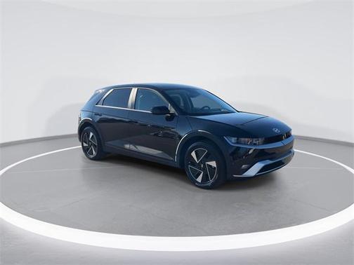 2026 Hyundai IONIQ 5 SE