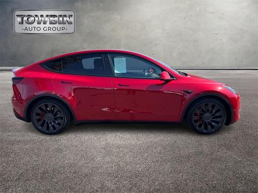 2023 Tesla Model Y Performance