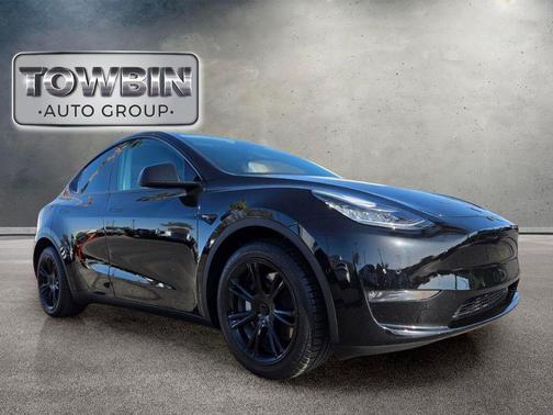 Black 2021 Tesla Model Y Long Range