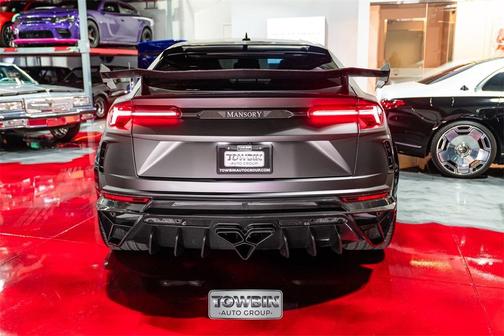 2020 Lamborghini Urus Base