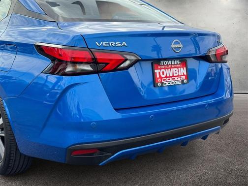 2023 Nissan Versa 1.6 SV