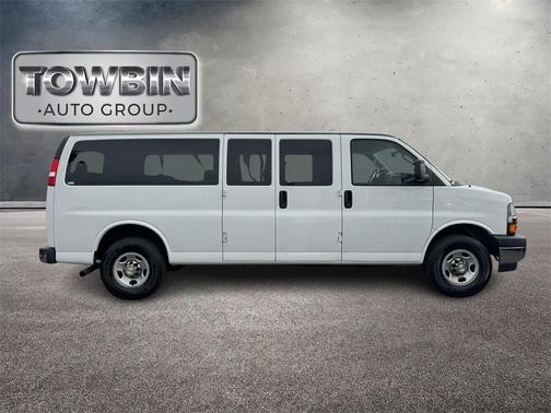 2024 Chevrolet Express 3500 LT