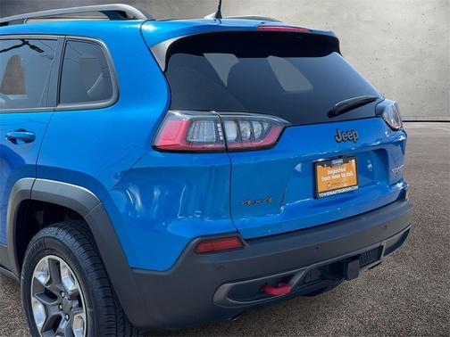 2020 Jeep Cherokee Trailhawk