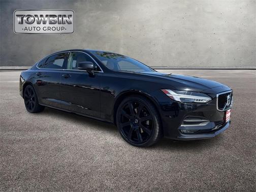 2018 Volvo S90 T5 Momentum