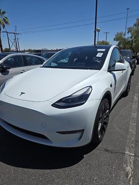 2023 Tesla Model Y Performance