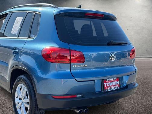 Pacific Blue 2017 Volkswagen Tiguan 2.0T S