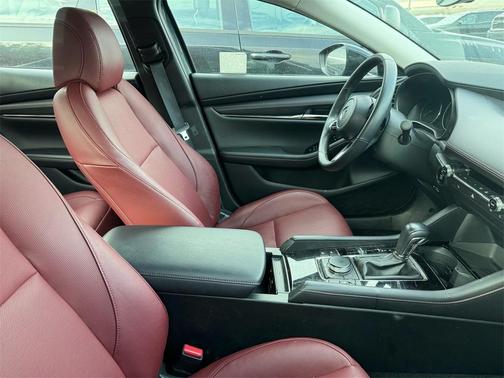 2025 Mazda Mazda3 2.5 S Carbon Edition