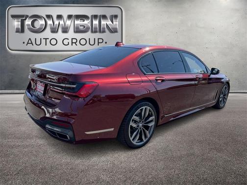 2021 BMW M760 i xDrive