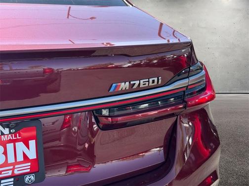 2021 BMW M760 i xDrive