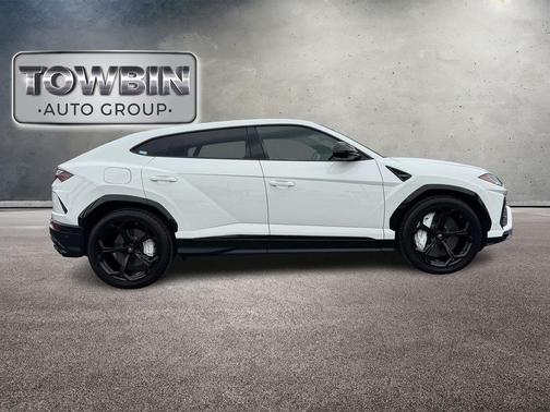 2019 Lamborghini Urus Base